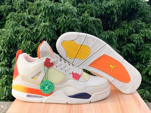 AIR JORDAN 4