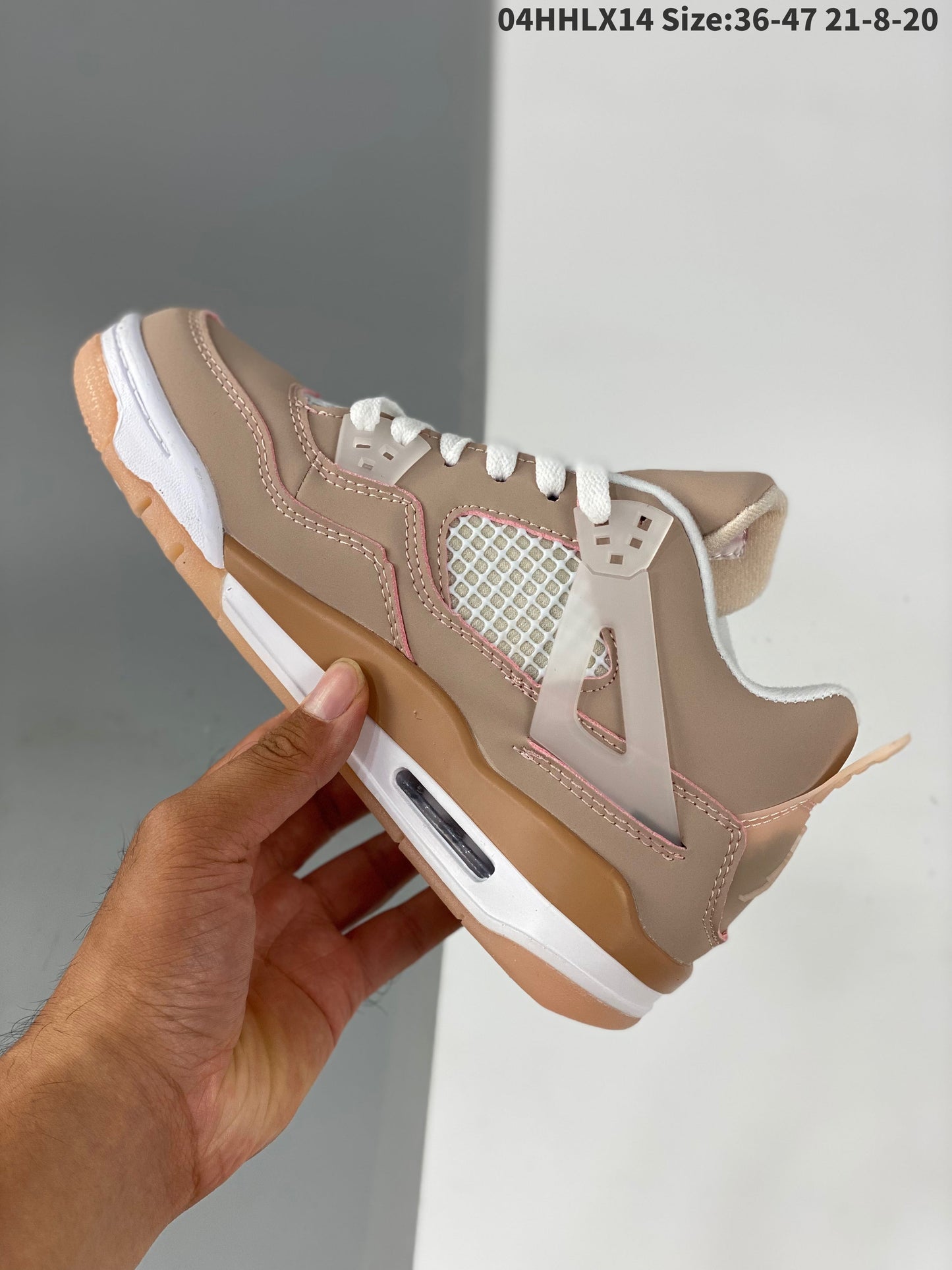 AIR JORDAN 4