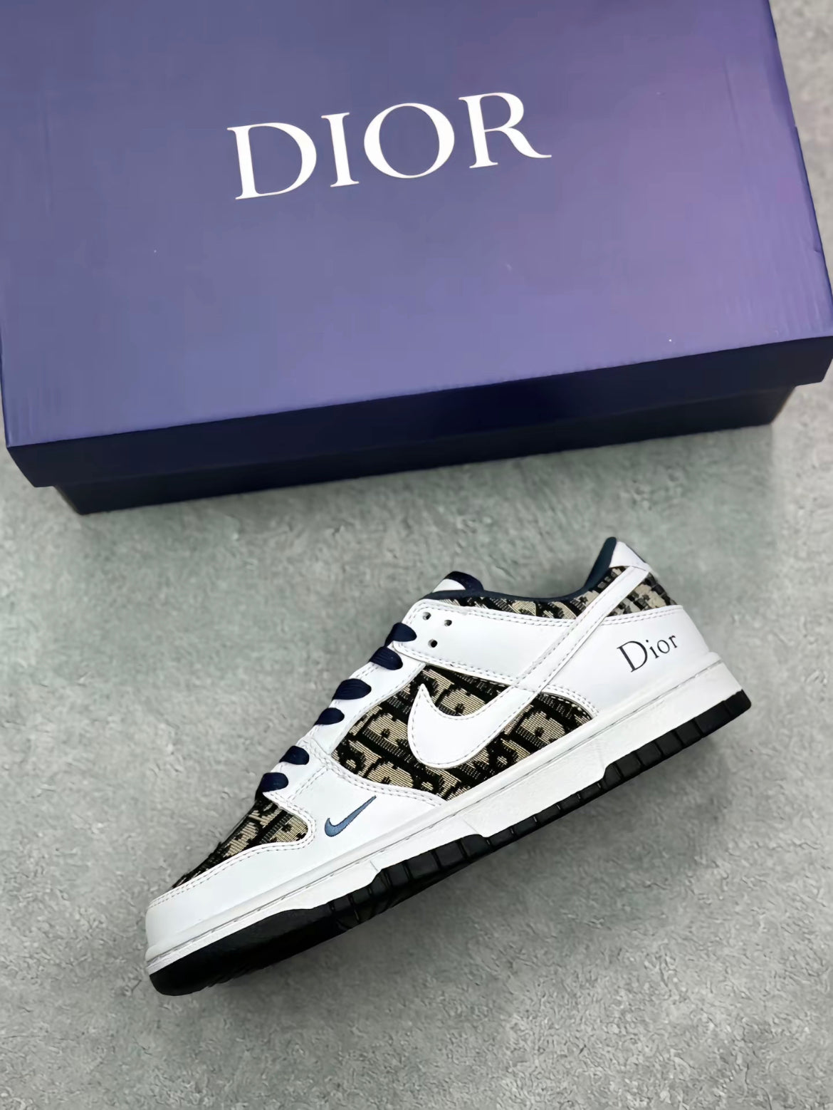Dior