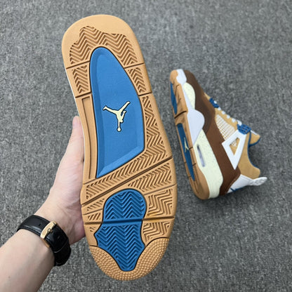 AIR JORDAN 4